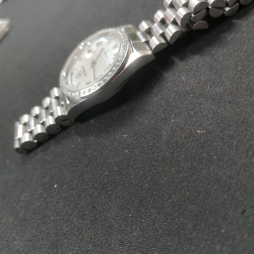 Mercedes Benz automatic watch - Picture 5 of 5
